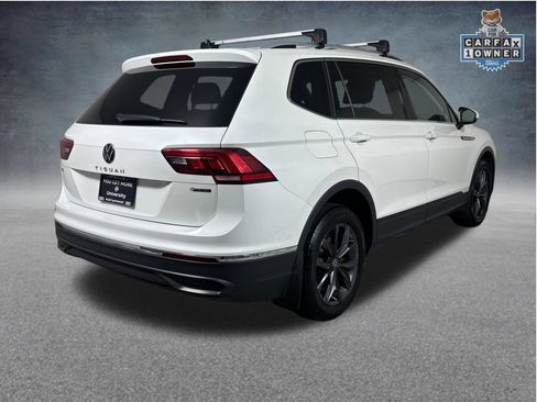 Used 2023 Volkswagen Tiguan SE w/ Panoramic Sunroof Package AWD/4WD image 9