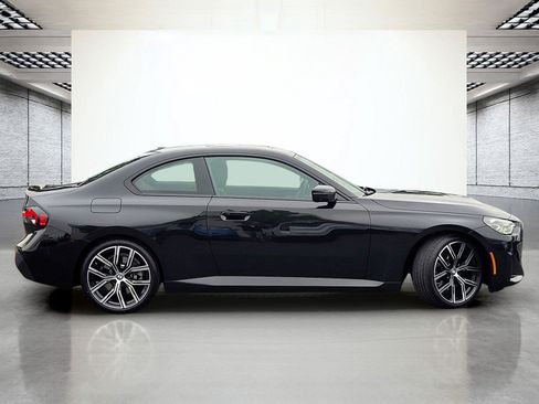 Used 2023 BMW 230i Coupe w/ Premium Package RWD image 6