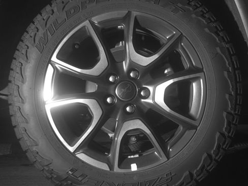 Used 2025 Jeep Compass Trailhawk image 15