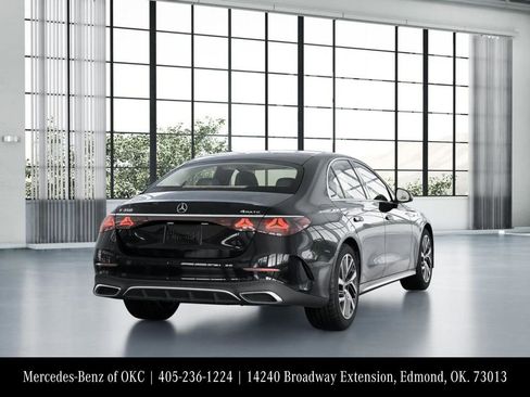 Used 2026 Mercedes-Benz E 350 4MATIC Sedan image 23