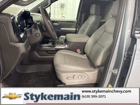 New 2025 Chevrolet Silverado 1500 LTZ AWD/4WD image 31