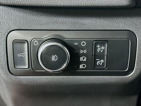 Used 2024 Ford Escape Platinum w/ Premium Technology Package AWD/4WD image 17