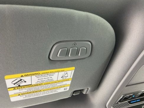 Used 2025 Ford F450 Lariat w/ FX4 Off-Road Package image 25