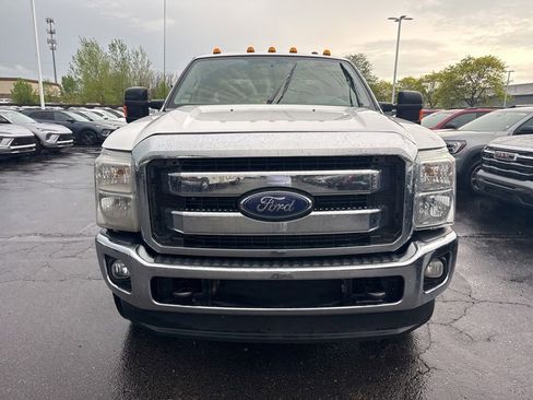 Used 2015 Ford F250 XLT w/ Snow Plow Prep Package AWD/4WD image 4
