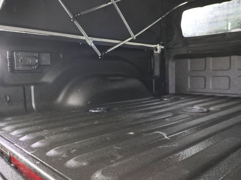 Used 2024 RAM 2500 Big Horn w/ Safety Group AWD/4WD image 5
