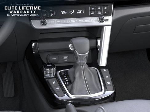 New 2026 Kia Seltos S AWD/4WD image 24