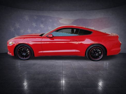 Used 2017 Ford Mustang Coupe RWD image 2