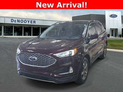 Used 2024 Ford Edge SEL w/ Convenience Package