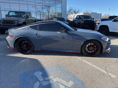 Used 2024 Nissan Z NISMO w/ Floor Mat Package image 32