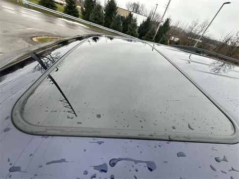 Used 2022 Toyota Sienna LE image 6