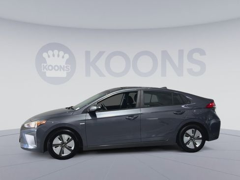 Used 2018 Hyundai Ioniq Blue FWD image 7