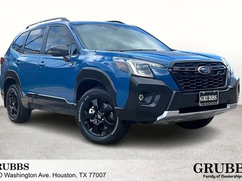 Used 2025 Subaru Forester Wilderness image 1