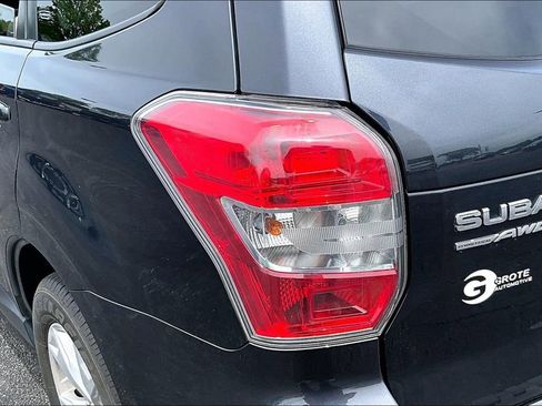 Used 2016 Subaru Forester 2.5i Premium AWD/4WD image 30