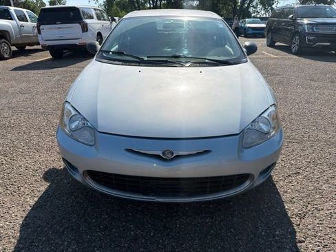 Used 2002 Chrysler Sebring LX FWD image 2