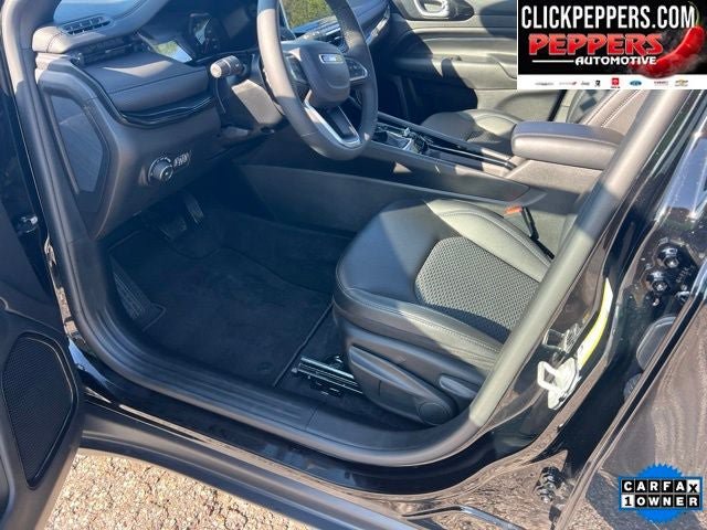 Used 2026 Jeep Compass Latitude AWD/4WD image 11