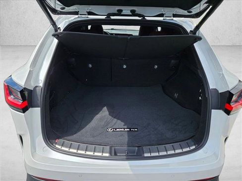 Used 2024 Lexus NX 350h AWD image 7