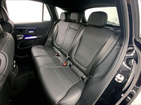 New 2026 Mercedes-Benz GLC 300 image 7