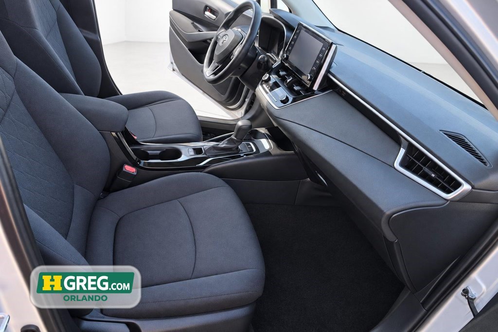 Used 2020 Toyota Corolla LE FWD image 11