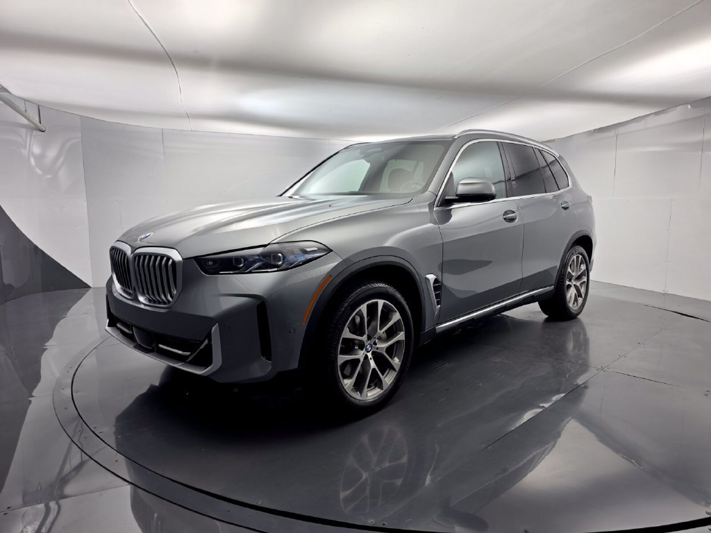 Certified 2024 BMW X5 sDrive40i w/ Premium Package RWD image 9