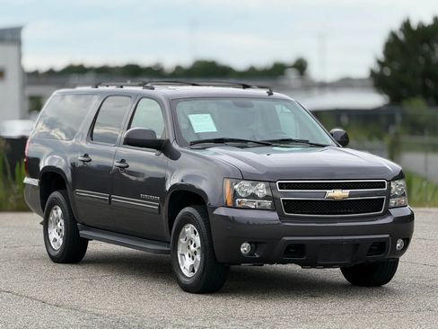 Used 2011 Chevrolet Suburban LT w/ Luxury Package AWD/4WD image 1