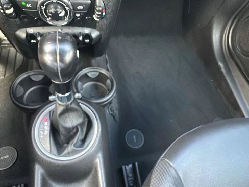 Used 2013 MINI Cooper Clubman FWD image 31