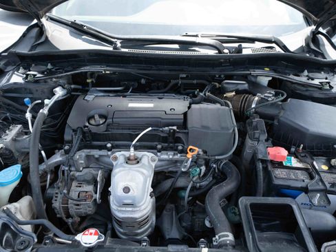 Used 2016 Honda Accord Sport image 30