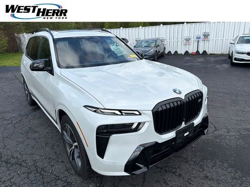 Used 2026 BMW X7 M60i AWD/4WD image 1