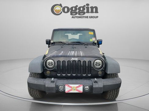 Used 2010 Jeep Wrangler Unlimited Islander image 8