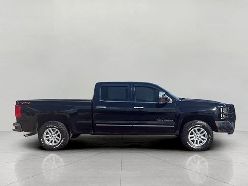 Used 2018 Chevrolet Silverado 1500 LTZ w/ LTZ Plus Package AWD/4WD image 3