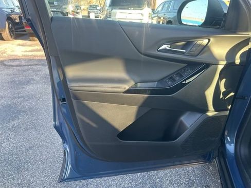 New 2026 Chevrolet Equinox LT image 11