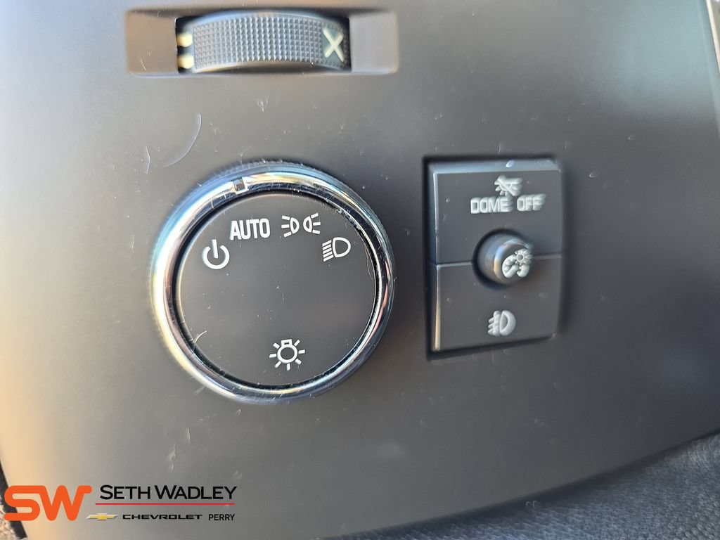 Used 2012 GMC Sierra 3500 SLE AWD/4WD image 26
