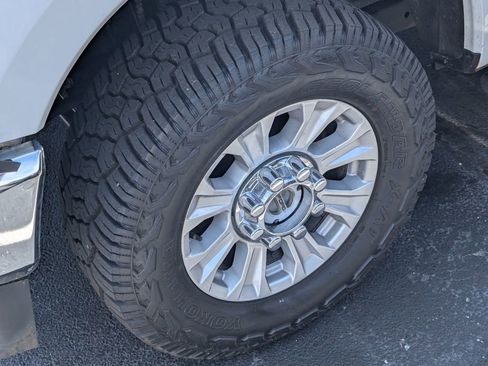 Used 2020 Ford F250 XL w/ STX Appearance Package AWD/4WD image 9