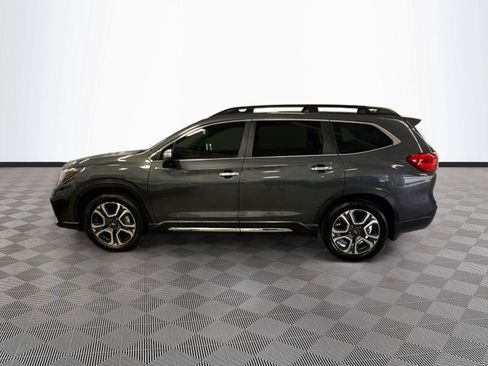 Used 2023 Subaru Ascent Touring AWD/4WD image 4