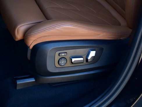 Used 2023 BMW X5 xDrive40i image 17