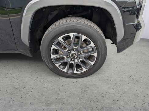 Used 2022 Toyota Tundra Limited AWD/4WD image 9