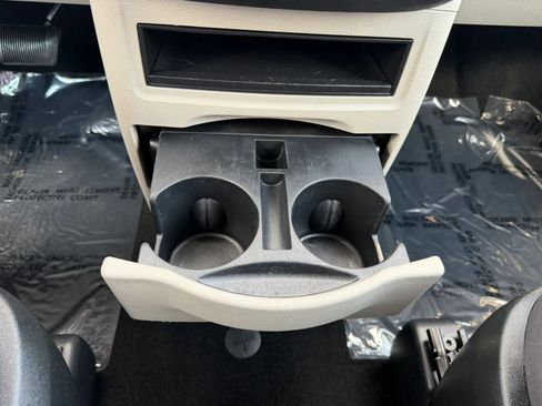 Used 2018 Dodge Grand Caravan SE w/ UConnect Hands-Free Group FWD image 29