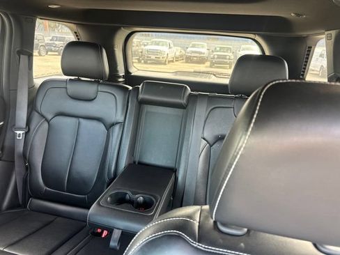 Used 2024 Jeep Grand Cherokee Limited 4xe AWD/4WD image 11