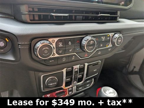 Used 2024 Jeep Wrangler Unlimited Rubicon w/ Convenience Group image 24