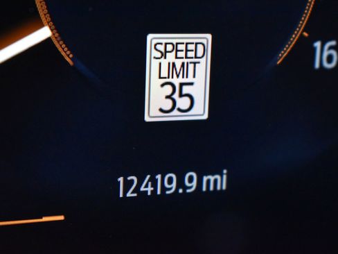 Used 2024 Ford Mustang GT Premium image 31