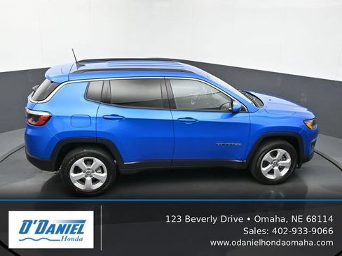 Used 2021 Jeep Compass Latitude w/ Convenience Group AWD/4WD image 19