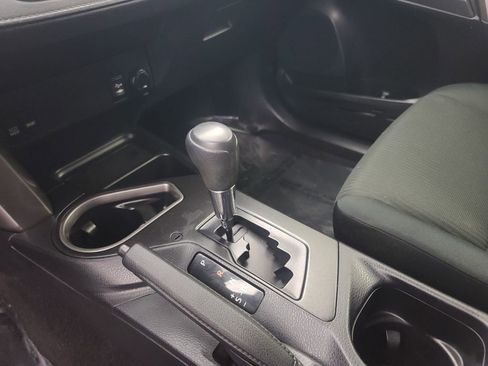 Used 2018 Toyota RAV4 LE image 36