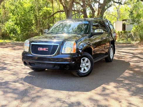 Used 2014 GMC Yukon SLE image 1