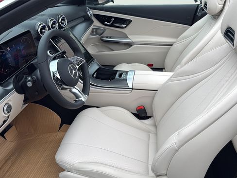 New 2027 Mercedes-Benz CLE 300 4MATIC Cabriolet image 19