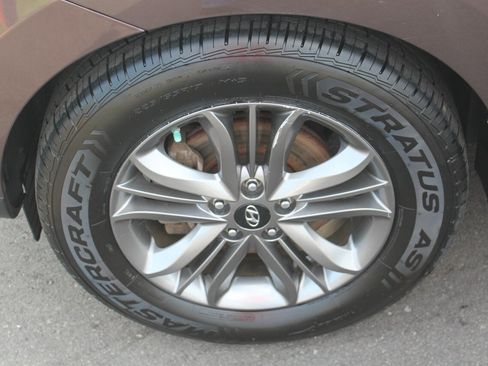 Used 2014 Hyundai Tucson SE image 33