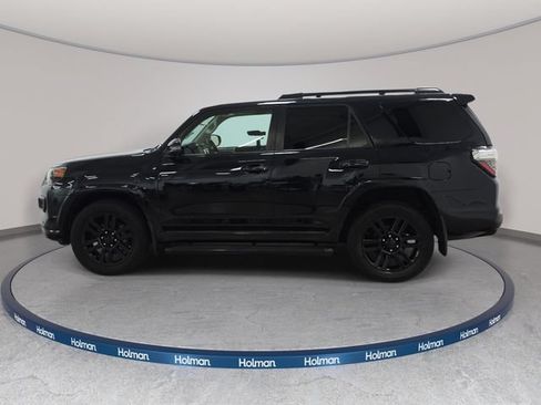 Used 2019 Toyota 4Runner Limited AWD/4WD image 9