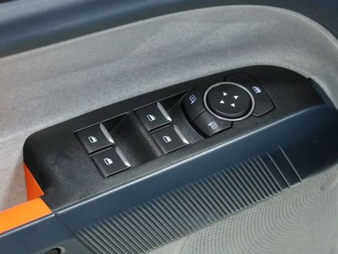 Used 2022 Ford Maverick XLT image 30