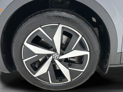 Used 2023 Volkswagen ID.4 S RWD image 9