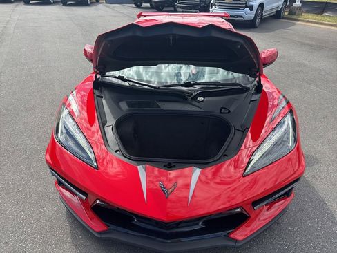 Used 2022 Chevrolet Corvette Stingray Preferred Cpe w/ Z51 Performance Package RWD image 26