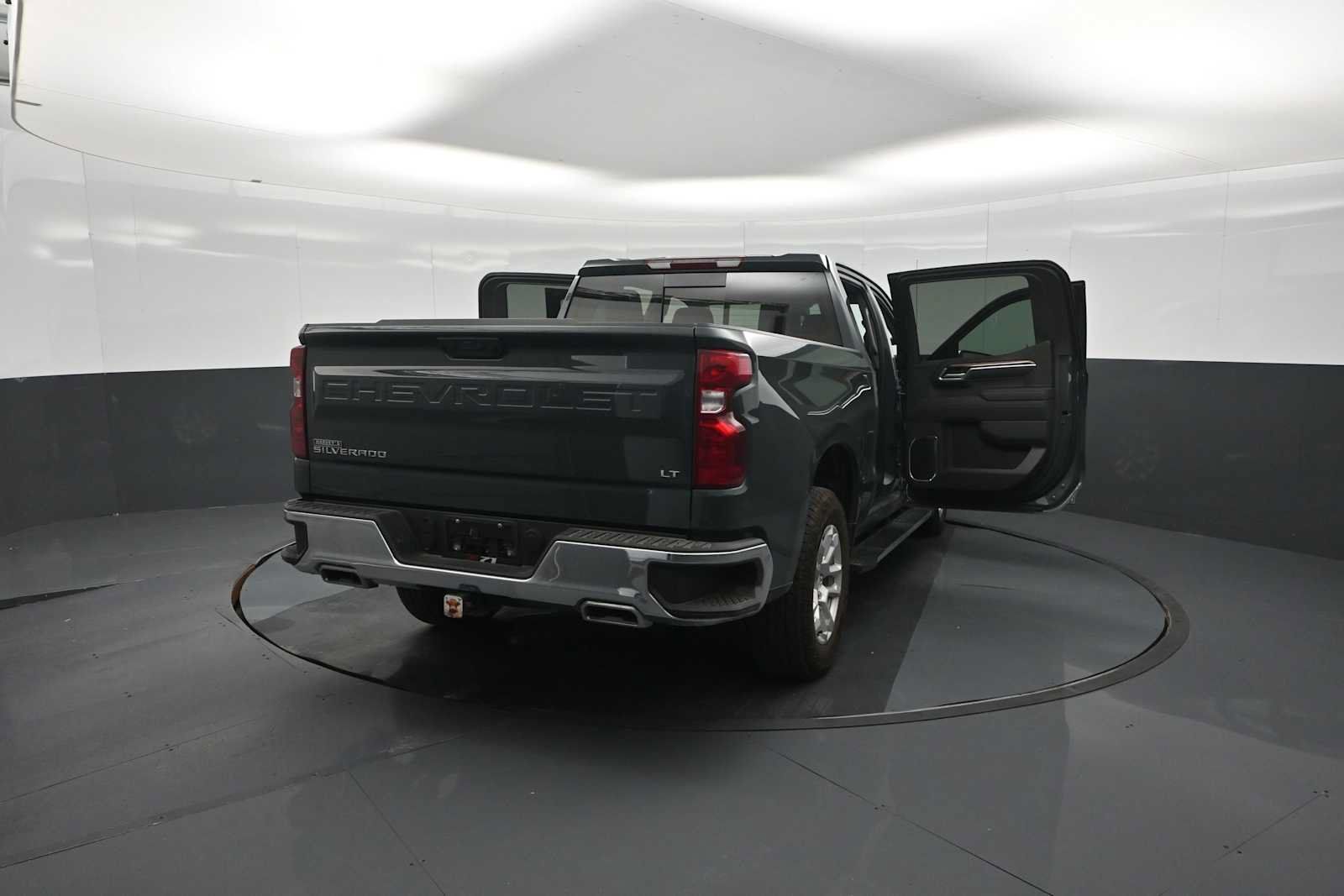 Used 2025 Chevrolet Silverado 1500 LT w/ Z71 Off-Road Package AWD/4WD image 74