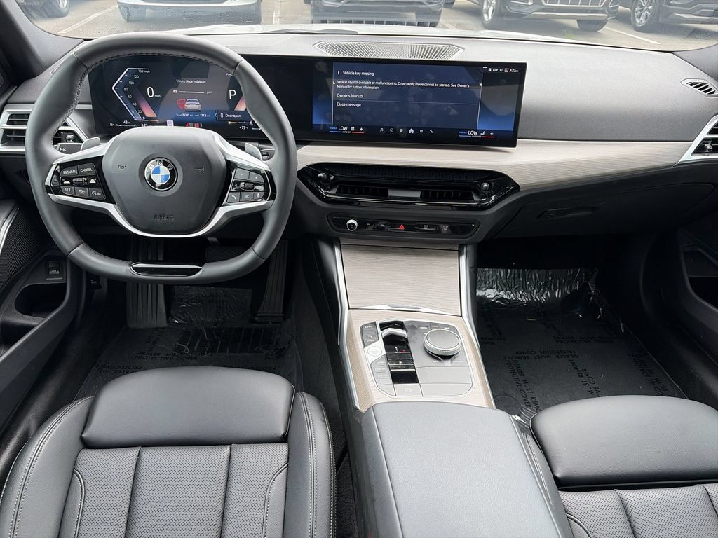 Used 2025 BMW 330i xDrive Sedan AWD/4WD image 2